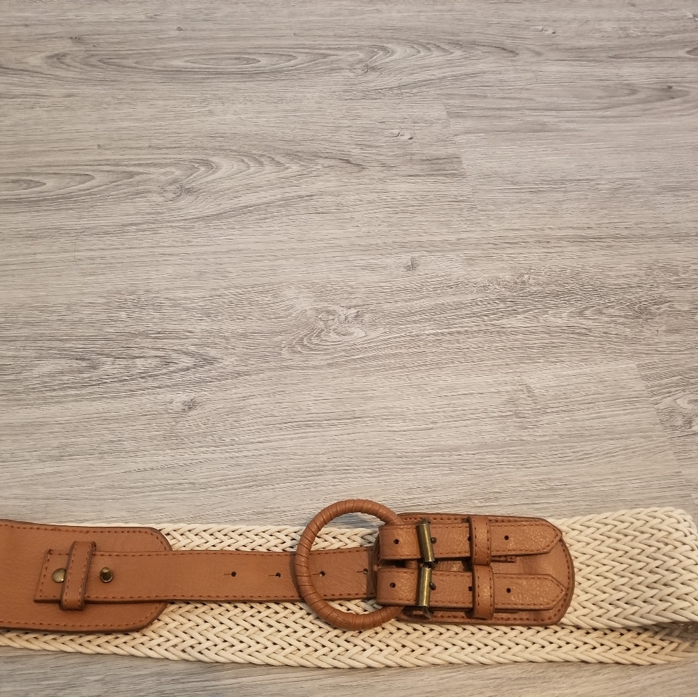 Belt - Picture 2 of 4